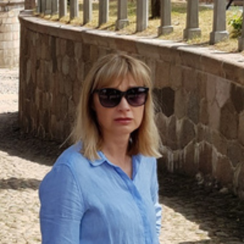 Элла Новак