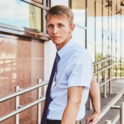Владислав Тимошов