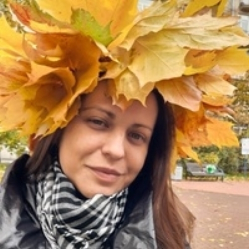Юлия Савина