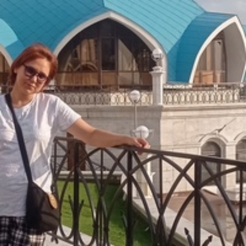 Елена Николаева