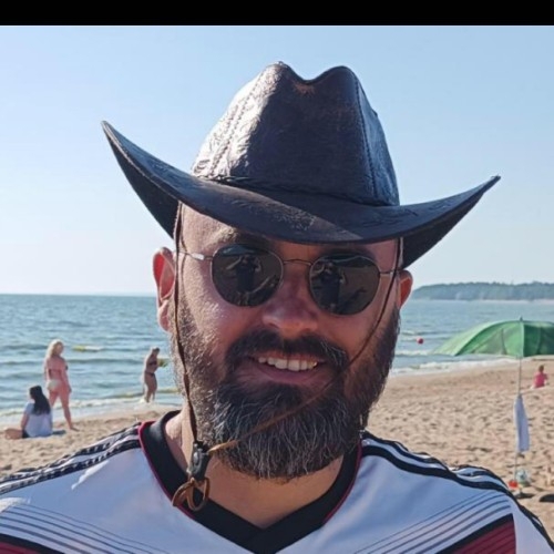 максим фадеев