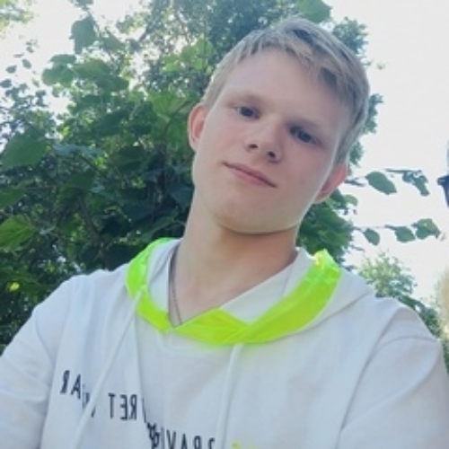 Никита Тихомиров