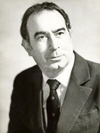 . Uzaqdan gələn qonaq