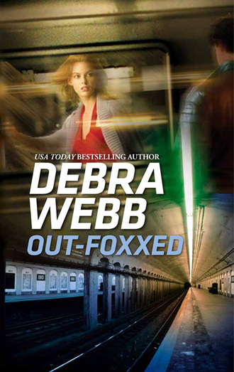 Debra  Webb. Out-Foxxed