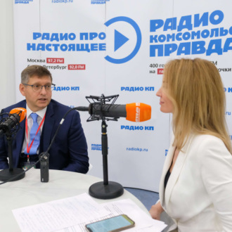 Обложка книги «Денис Константинов: в сельское хозяйство надо вовлекать тех, кто им еще не занимался, но очень хочет»