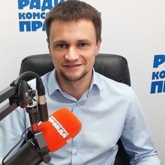 Обложка книги «Алексей Зверев: На 2021 год уже заключены контракты на замену лифтов в 308 домах»