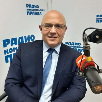 Обложка книги «Губернатор поставил амбициозные задачи: интервью с новым министром промышленности, энергетики и ЖКХ Красноярского края»