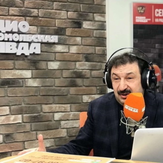 Обложка книги «Ректор РАНХиГС Владимир Мау: Успешный человек не работает по специальности, указанной в дипломе»