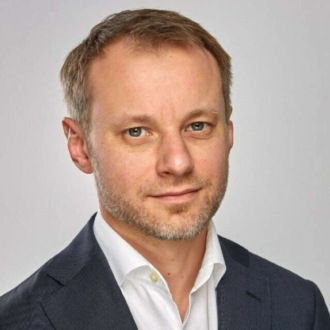 Обложка книги ««Идут в тираж»: Как работает платформа лучших практик «Смартека»»