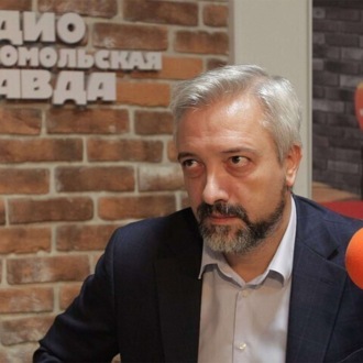 Обложка книги «Глава Россотрудничества Евгений Примаков: Возвращать людей в Россию надо не за счет любви к березкам, а давая рабочие места»