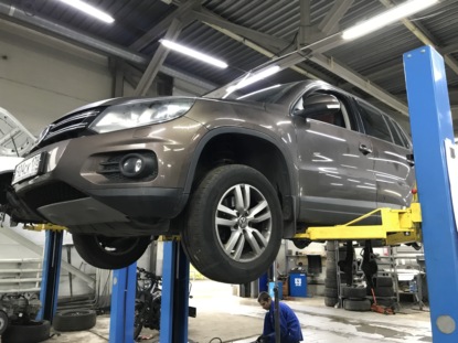 О "Фольксвагенах" и "Шкодах" - от бюджетных к премиальным авто.  Особенности эксплуатации и ремонта в программе "Автоклуб".