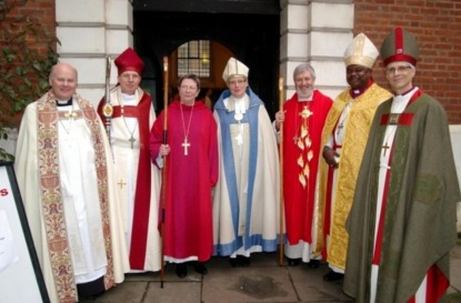 Латвийские женщины-пасторы на выставке "Неудобное призвание""