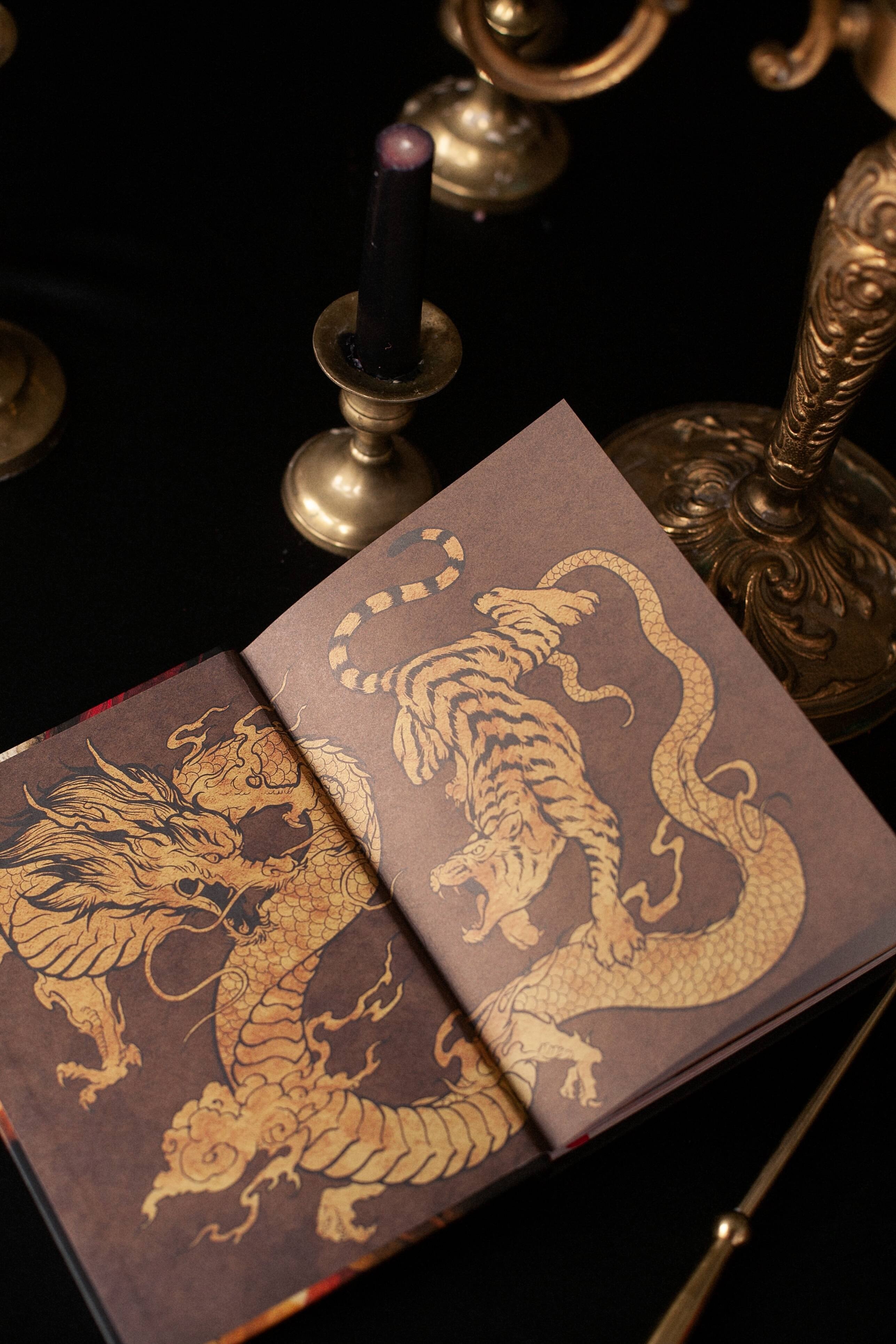 Изображение бумажной книги