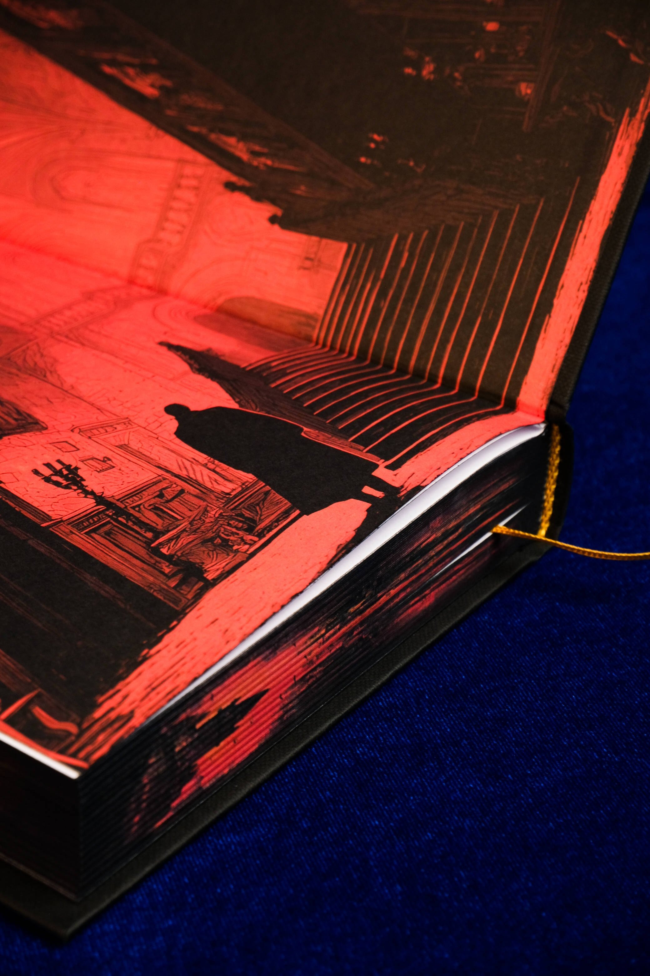 Изображение бумажной книги