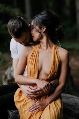 Your breathless intense Kiss