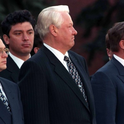 30 лет назад Борис Ельцин был избран президентом России. Мог ли он повести страну по другому пути?