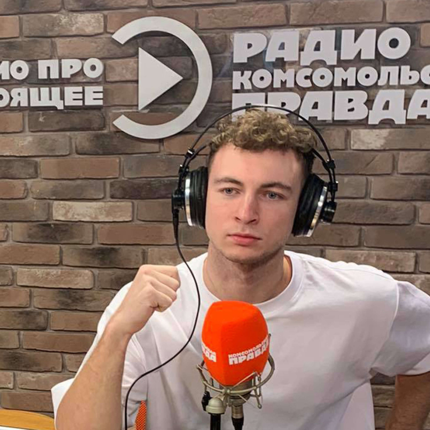 Обложка книги ««Родители боялись, что я что-то себе сломаю»: блогер Кирилл Колесников рассказал, как набрал 23 миллиона подписчиков в TikTok»