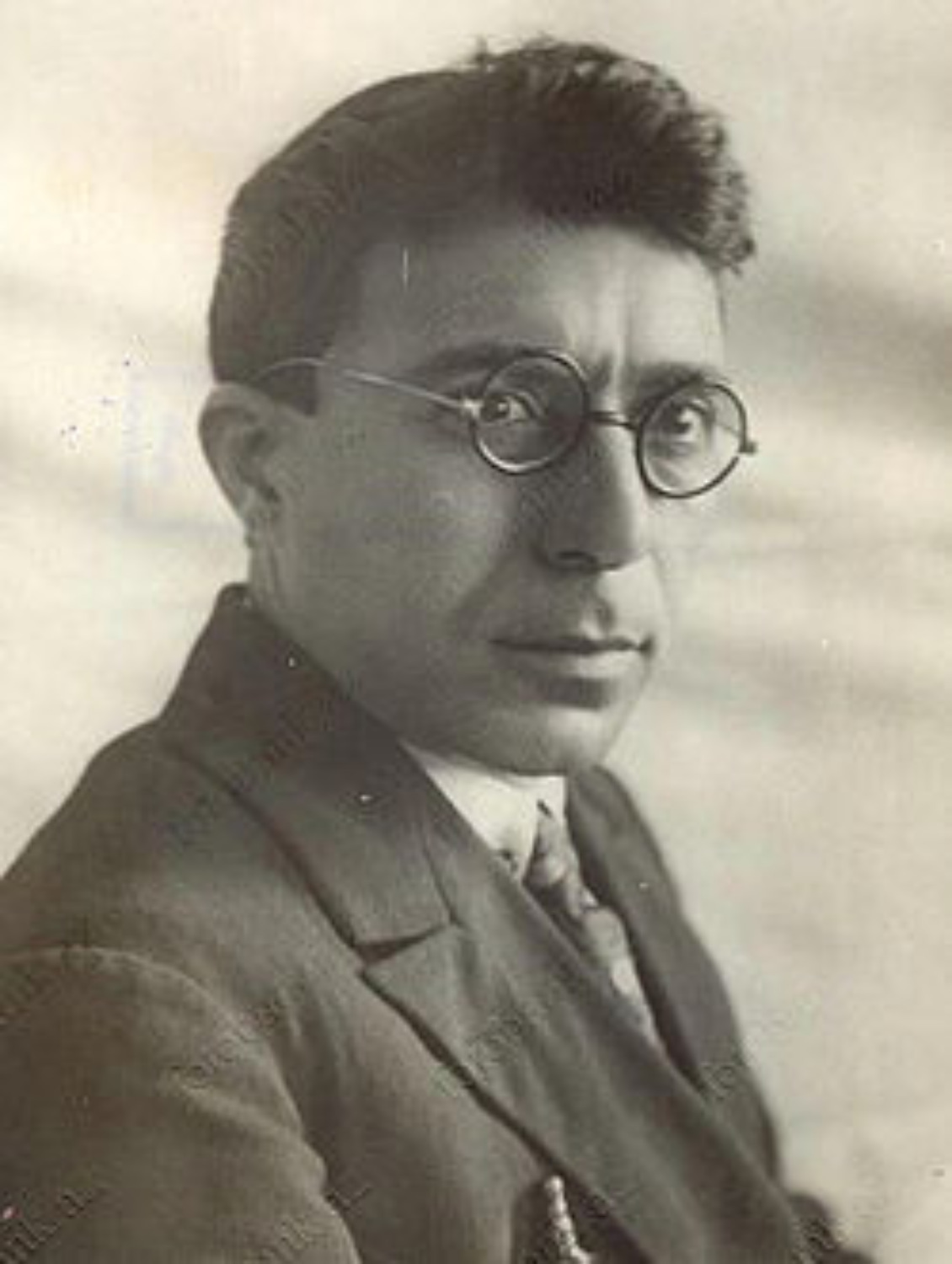 Обложка книги «Aydın»