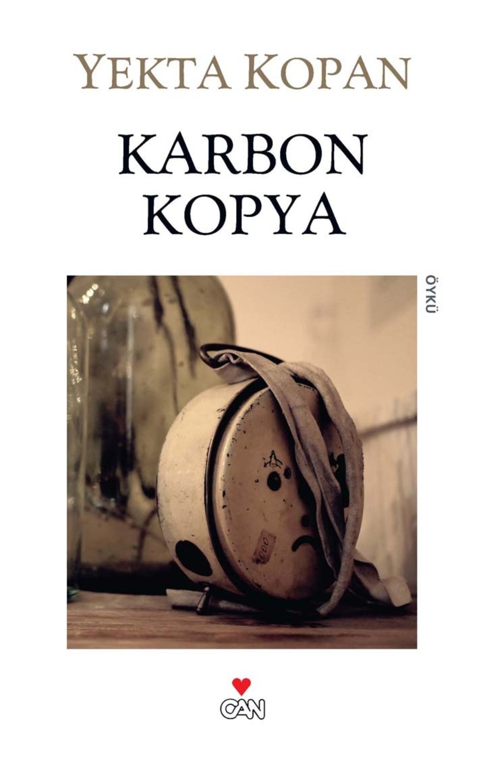 Обложка книги «Karbon Kopya»