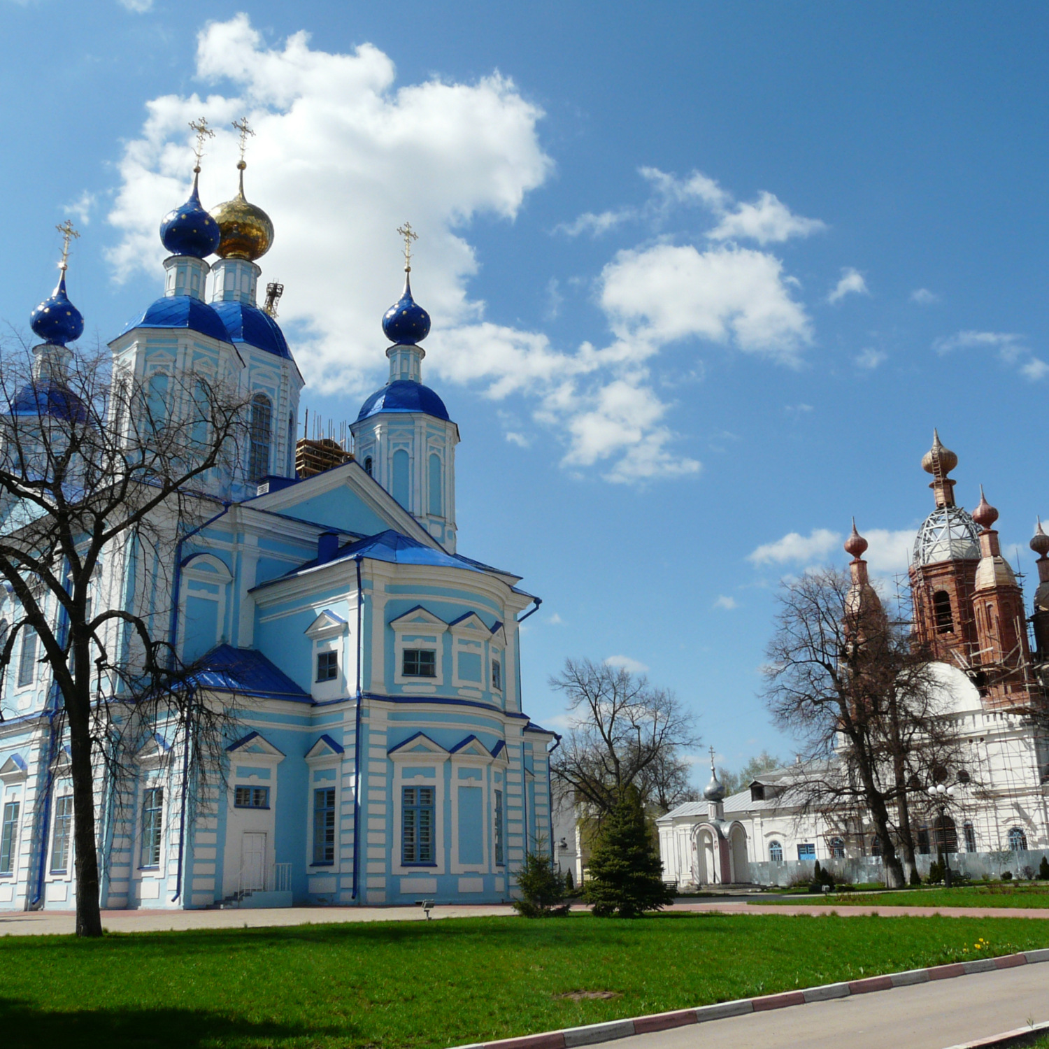 Обложка книги «Я люблю»