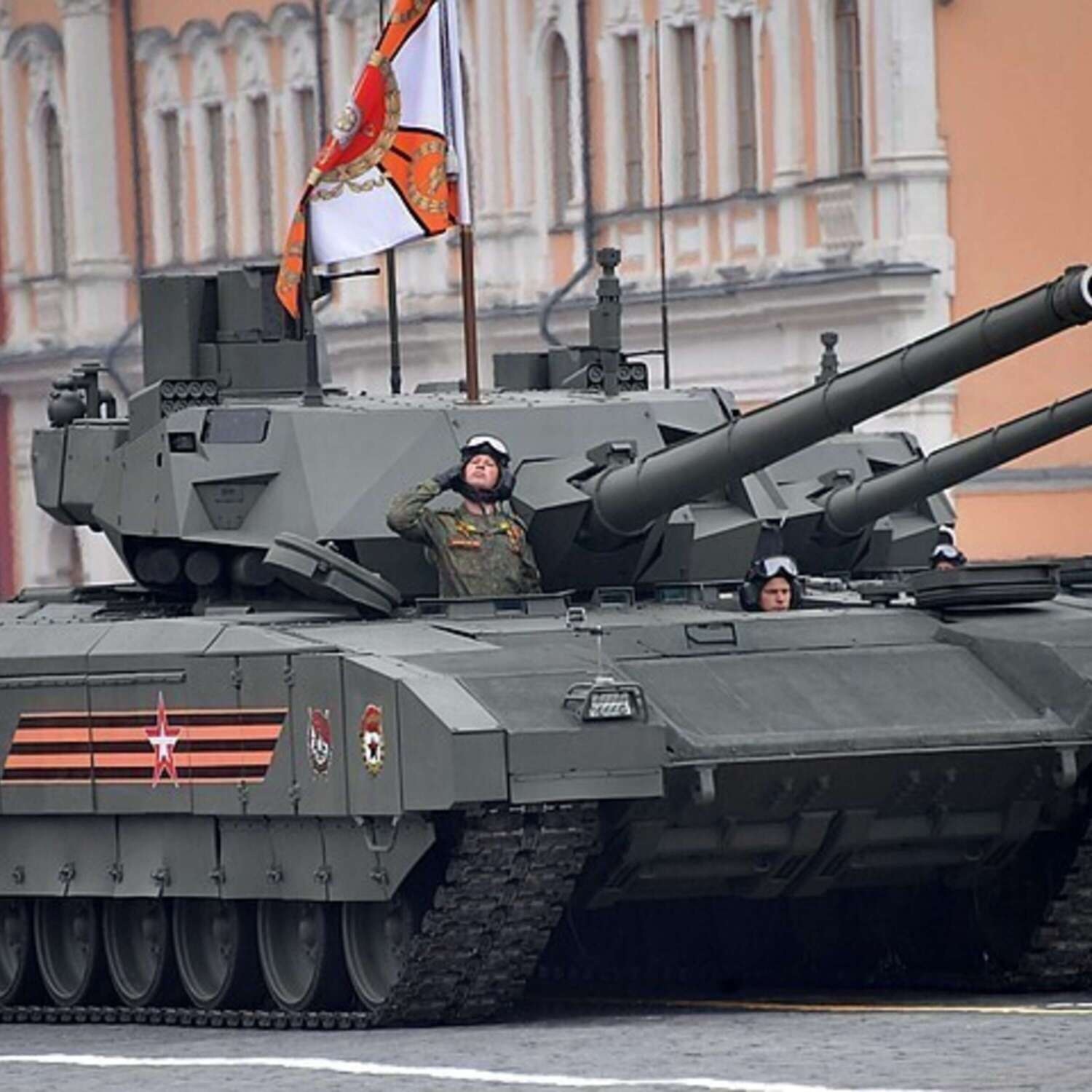 Обложка книги «Парад Победы на Красной площади в Москве»