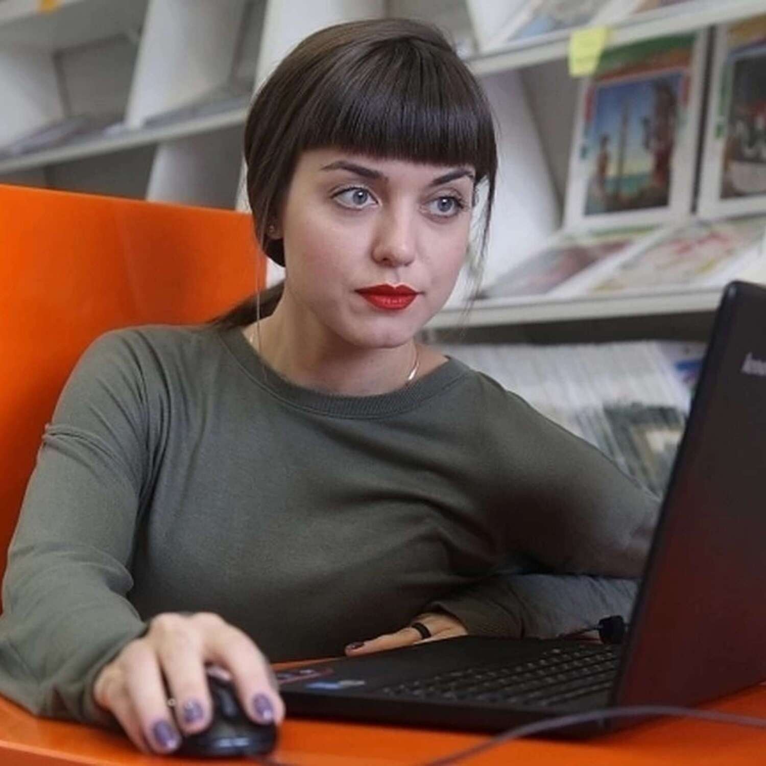Обложка книги «Интернет — опасная стихия»