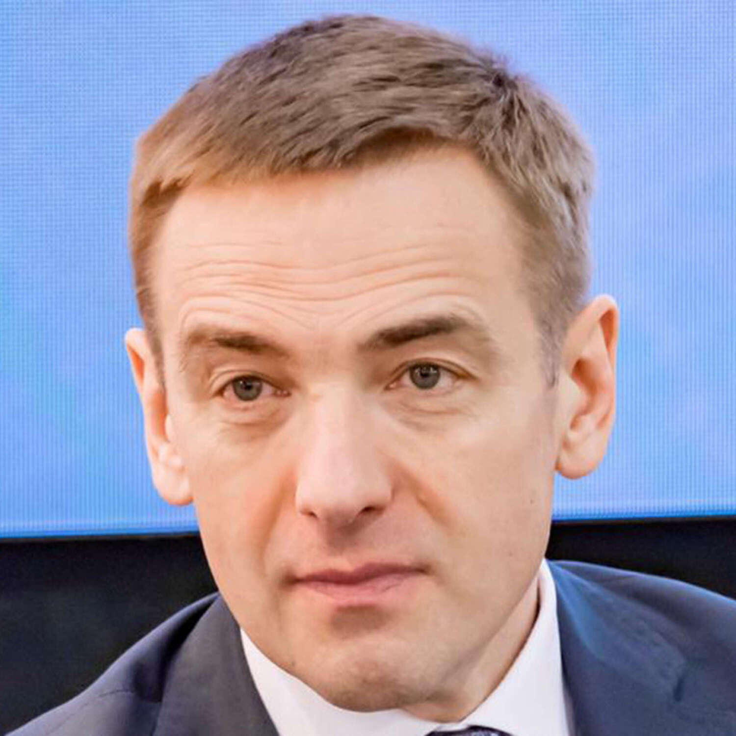 Обложка книги «Виктор Евтухов, заместитель главы Минпромторга РФ: «В период пандемии люди чувствуют себя безопаснее на природе»»