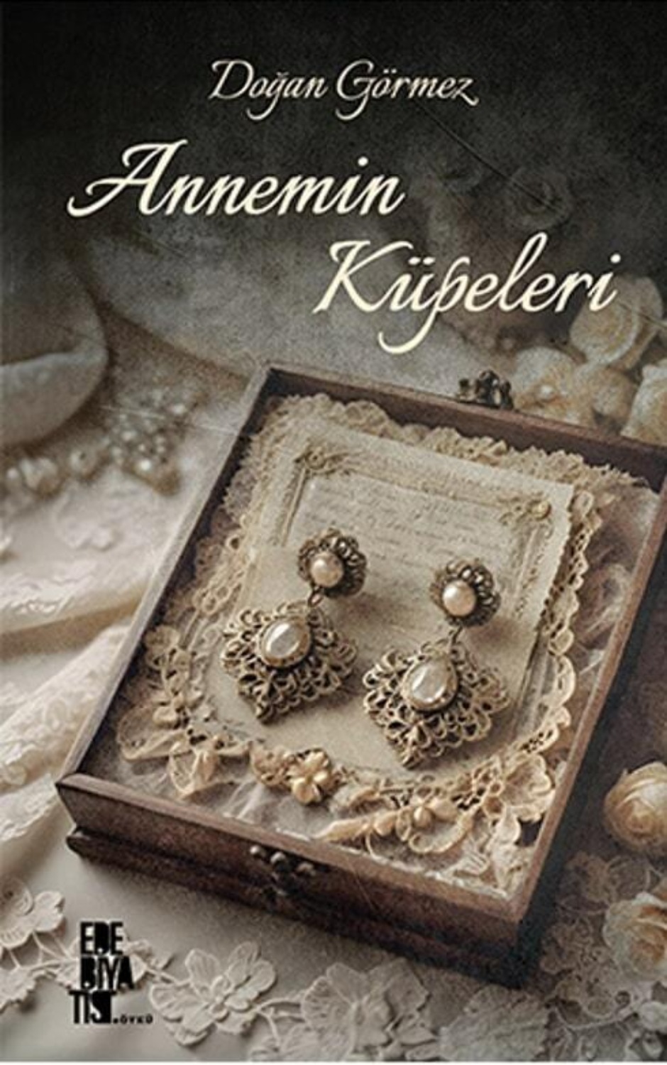 Обложка книги «Annemin Küpeleri»